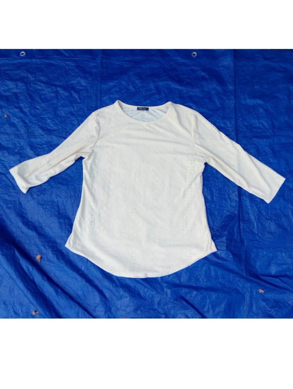 Women’s Eyelet Detail White 3/4 Sleeve Top